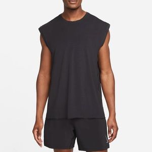 Nike Dri-Fit Yoga Tank Training Black Top Standard Fit Men’s Size M DM7823-010